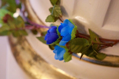 Best Artificial 7Ft Silk Mini Rose Garland / Blue - image 1
