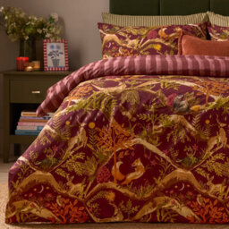 furn. Furn Nya Woodland Reversible Printed Duvet Cover Set, Burgundy, Super King - thumbnail 4