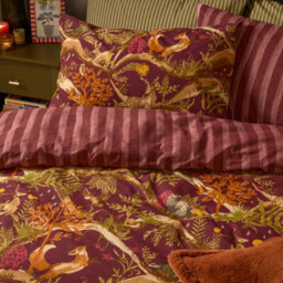 furn. Furn Nya Woodland Reversible Printed Duvet Cover Set, Burgundy, Super King - thumbnail 3