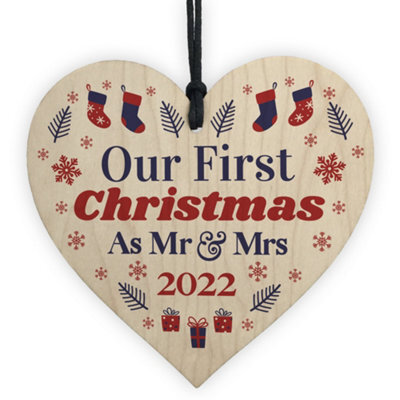 Red Ocean First Christmas Mr Mrs Bauble 2022 Wooden Heart Hanging Tree - image 1