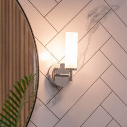Valuelights Canya Chrome Ip44 Rated Bathroom Frosted Reeded Glass Wall Light - thumbnail 2