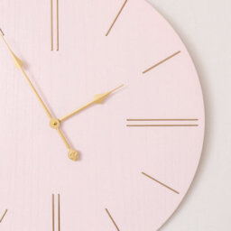 Melody Maison Large Pink Wooden Grain & Gold Detailed Wall Clock - 70Cm X 70Cm - thumbnail 2