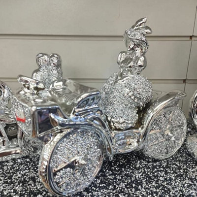 Biznest Royal Baggi White Silver Ornament Beautiful Decorative Sculpture Shelves Best For Gift Home Decor
