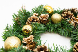 Christmas Artificial Wreath - Gold 30Cm - thumbnail 2