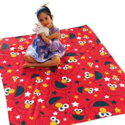 Sesame Street Fleece Elmo Blanket Red/black/white (150Cm X 100Cm) - thumbnail 3