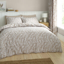 Catherine Lansfield Sorrel Leaf Reversible King Duvet Cover Set With Pillowcases Natural - thumbnail 2