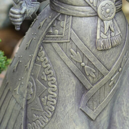 Burgess Queen Of Hearts Resin Statue Alice In Wonderland Sculpture Outdoor Garden Decoration Large Home Ornament - thumbnail 3