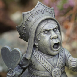 Burgess Queen Of Hearts Resin Statue Alice In Wonderland Sculpture Outdoor Garden Decoration Large Home Ornament - thumbnail 2