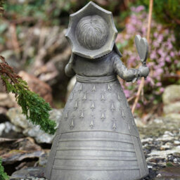 Burgess Queen Of Hearts Resin Statue Alice In Wonderland Sculpture Outdoor Garden Decoration Large Home Ornament - thumbnail 6