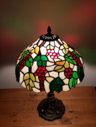 "K Living Kliving 12"" Handley Antique Brass Tiffany Table Lamp/stained Leaf Glass Shade" - thumbnail 4