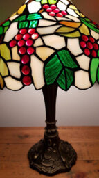 "K Living Kliving 12"" Handley Antique Brass Tiffany Table Lamp/stained Leaf Glass Shade" - thumbnail 9