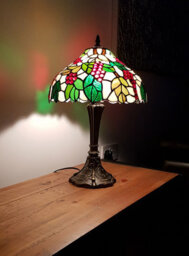"K Living Kliving 12"" Handley Antique Brass Tiffany Table Lamp/stained Leaf Glass Shade" - thumbnail 6