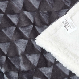 Homescapes Dark Grey Geometric Triangle Velvet Throw, 200 X 230Cm - thumbnail 6