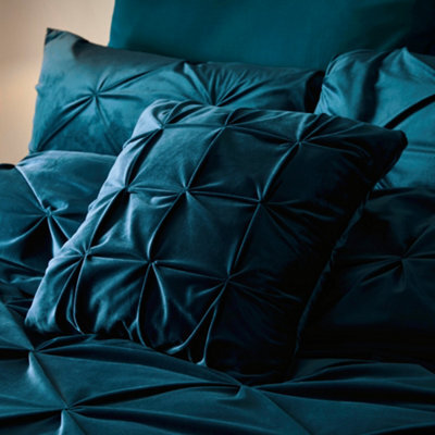 Soirée Mira Pinch Pleat Soft Velvet Teal Filled Cushion
