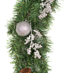 Best Artificial 6Ft / 180Cm Decorated Christmas Garland With Realistic Ice Crystals Supplied With 50 Bright White Battery Leds - thumbnail 2
