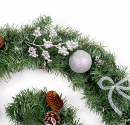 Best Artificial 6Ft / 180Cm Decorated Christmas Garland With Realistic Ice Crystals Supplied With 50 Bright White Battery Leds - thumbnail 7