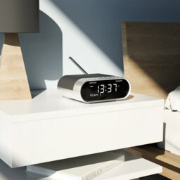 Azatom Revival R1 Dab / Dab+ Clock Radio Alarm With Bluetooth (Silver) - thumbnail 2