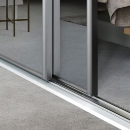 Spacepro Classic 1 Panel Mirrored Silver Framed Sliding Wardrobe Door (H)2220mm (W)914mm - thumbnail 3