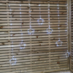 Samuel Alexander 1.2M Battery Operated Christmas Star Curtain Lights With 140 White Leds - thumbnail 5