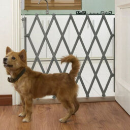 Bettacare Expandable Pet Barrier, 60Cm - 108Cm, Grey, Wooden, Retractable Dog Safety Gate, Barrier For Puppy And Dog - thumbnail 8