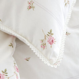 Bianca Fine Linens Vintage Rosebud Lace 200 Thread Count Cotton Reversible King Duvet Cover Set With Pillowcases Cream - thumbnail 4