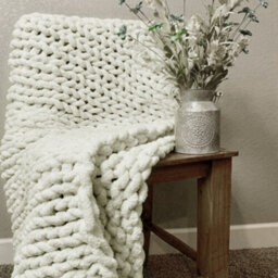 Living And Home Hand-Woven Chenille Blanket Milk White Soft Chenille Blanket Throw Blankets Soft And Warm 100Cm L X 120Cm W - thumbnail 5