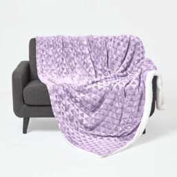 Homescapes Lavender Purple Geometric Triangle Velvet Throw 200 X 230 Cm