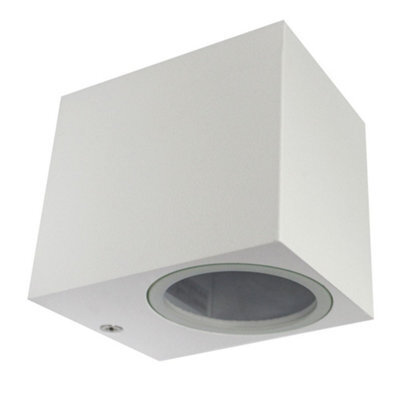Long Life Lamps Company Matt White Finish Mini Cube Single Outdoor Wall Light Fixture Gu10 Zlc065W - image 1