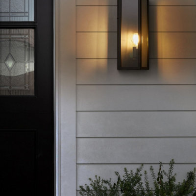 Beliani Matte Black Outdoor Led Wall Light Sconce Ip44 - Warm White Led, Iron Frame, Clear Glass Panels, W18 X D14 X H41 Cm - image 1