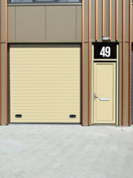 Johnstone's Trade Stormshield Aqua Guard Exterior Gloss Wood & Metal Paint Treasure Chest (Ppg1108-3) 2.5L - thumbnail 5