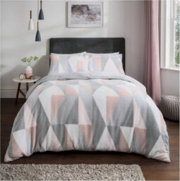 Smart Living Luxurious Geo Triangle Fleece Duvet Cover With Pillowcases - thumbnail 1