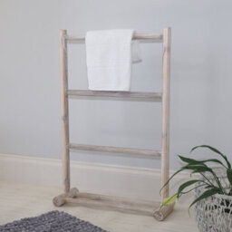 Free Standing Wooden Towel Rack Whitewash -  Clothes Airer - Bathroom Towel Ladder - Bedroom Clothes Rail - thumbnail 3