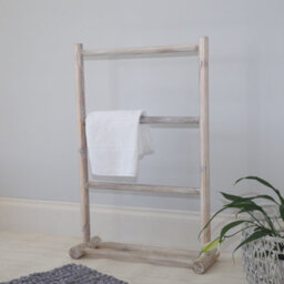 Free Standing Wooden Towel Rack Whitewash -  Clothes Airer - Bathroom Towel Ladder - Bedroom Clothes Rail - thumbnail 1