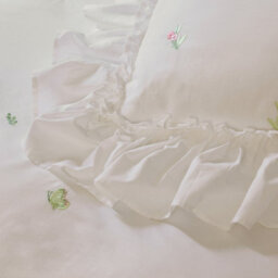 Cath Kidston Tiny Floral Embroidered Frill Cotton King Duvet Cover Set With Pillowcases White - thumbnail 4