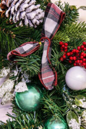 Christmas Tree World 50Cm Decorated Mixed Pine Wreath With Tartan Bows - thumbnail 6