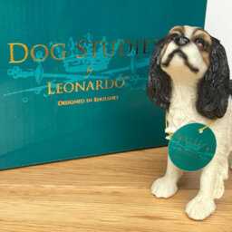 Animal Crackers Tricolour King Charles Spaniel Figurine From The Leonardo Dog Studies Range, Gift Boxed. - thumbnail 6