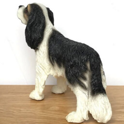 Animal Crackers Tricolour King Charles Spaniel Figurine From The Leonardo Dog Studies Range, Gift Boxed. - thumbnail 5