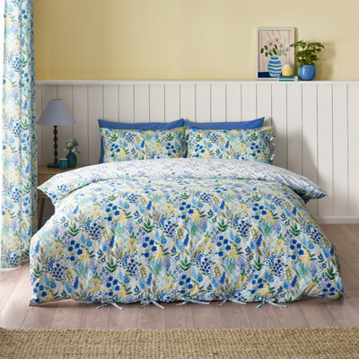 Catherine Lansfield Tilly Floral Reversible Super King Duvet Cover Set With Pillowcases Blue - image 1