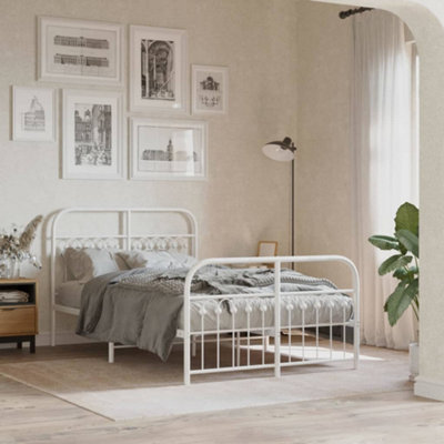 Berkfield Metal Bed Frame Without Mattress With Footboard White 120X190Cm - image 1