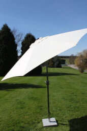 2.7M Wide Garden Parasol Umbrella With Tilt And Crank (Cream) - thumbnail 4