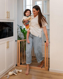 Safetots Wooden Elegance Gate, Natural, 97Cm - 105Cm, Pressure Fit Safety Gate, 65Cm Extra Wide Doorway, Easy Installation - thumbnail 6