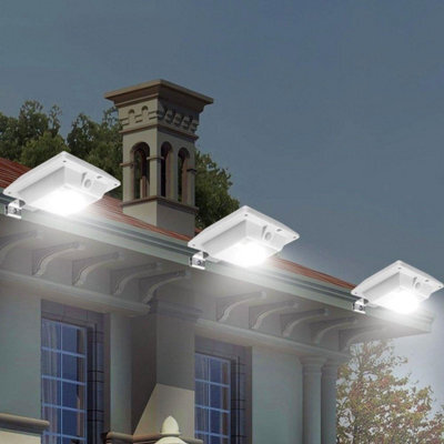 Taylor & Brown 2 Pack White Super Bright 6 Smd Led Solar Powered Gutter Fence Wall Lights, Energy Saving Outdoor Garden Lamps