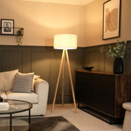 Valuelights Barbro Natural Tripod Floor Lamp With Cream Boucle Shade And Bulb - thumbnail 1