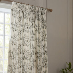 Sanderson Chinese Lanterns Embroidered Room Darkening Pencil Pleat Curtain Pair Linen (W)167Cm X (D)182Cm - thumbnail 3
