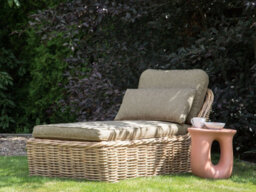 Beliani Sun Lounger With Cushion Belsito Rattan Natural - thumbnail 2