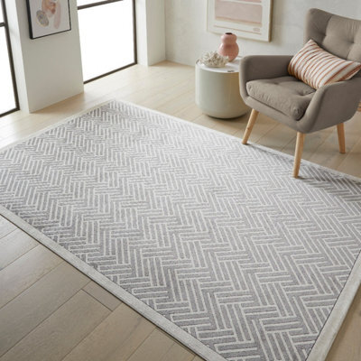 Light Grey Ivory Modern Chequered Geometric Easy To Clean Dining Room Bedroom And Living Room Rug-160Cm X 230Cm