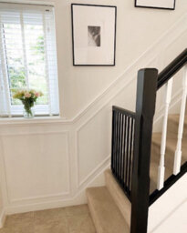 Safetots Chunky Wooden Screw Fit Stair Gate, Black, 63.5Cm - 105.5Cm, Wood Baby Gate, Screw Fit Safety Barrier - thumbnail 9