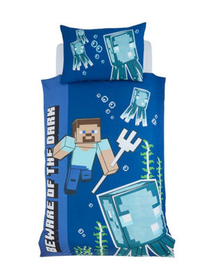 Minecraft Beware Of The Dark Single Duvet Cover And Pillowcase Set - image 1