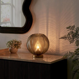Furniturebox Uk Nadine Small Green Glass Globe Table Lamp - thumbnail 3