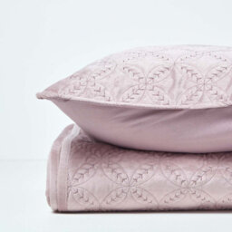 Homescapes Luxury Dusky Pink Quilted Velvet Bedspread Geometric Pattern 'eternity Ring' Throw, 200 X 200 Cm - thumbnail 4